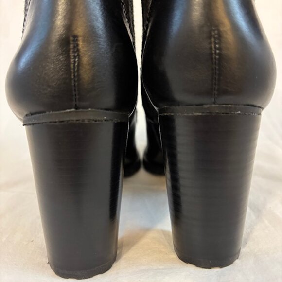 NWOB Antonio Melani Black/Gray Leather & Fabric High Heel Lug Sole Ankle Bootie - Picture 7 of 12